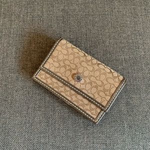 Coach signature card wallet
